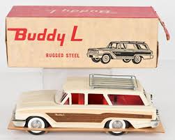 Sold at Auction: BUDDY L #5305 COUNTRY SQUIRE WAGON w/ BOX