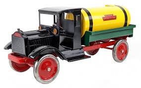 Sold at Auction: Restored Keystone Packard Sprinkler Tank Truck