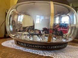 Vintage Budweiser Carousel Clydesdale Parade Hanging Lamp Light for Sale in Manhattan, IL - OfferUp