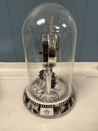 MARILYN MONROE PORCELAIN Dome CLOCK with ROTATING SPINDAL ...