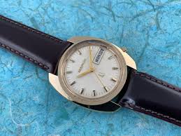 Vintage Bulova Accutron Heavy Gold Plated Day/Date 218 All ...