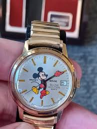 Vintage N7 1977 Bulova Accutron Quartz Disney Mickey Mouse ...
