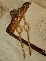 DHgate.com:14k Gold Charm Bracelet with Elegant YSL-Inspired Design for Weddings & Engagements:Jewelry