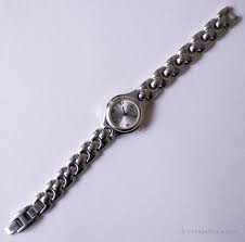 Vintage Silver-tone Fossil Watch for Women | Tiny Ladies ...
