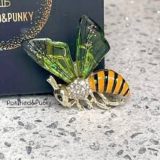 Bee Brooch ~ Bee Pin ~ Honey Bee Brooch ~ Gold Brooch ...