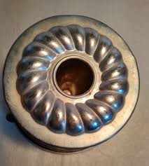 Vtg Aluminum Tin German Cake Mold W/ Lid Bundt Cake | eBay