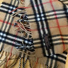 Burberrys Vintage 60% Cashmere / 40% Lambswool Scarf Nova | eBay