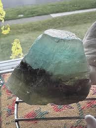 I thought it was glass : r/Rocks