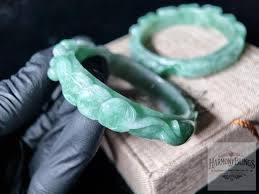 52mm Green Jade Feng Shui Bracelet With Lucky Money Carp ...