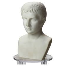 19th C. Italian Marble Bust Of The Venus De Medici