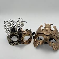 MASQUERADE MASK SET FOR HIM AND HER IN LUXURIOUS BLACK AND ...