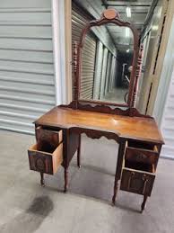 Antique Makeup Vanity for Sale in Chandler, AZ - OfferUp
