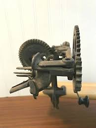 ANTIQUE READING 76 TURN TABLE CAST IRON APPLE PEELER PARER 2 ...