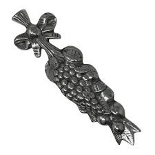 Arte Giancarlo | Accents | Late 2th Century Vintage Pewter Fruit Wall Hanging Arte Giancarlo Grapes Bow | Poshmark