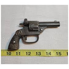 Cast iron "Bunkerhill" cap gun made by National. For Sale at ...