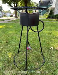 Propane Burner with Aluminum Pot and Strainer - Moyer ...