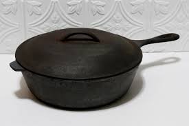 Cast Iron Skillet #8 Chicken Fryer Skillet Unmarked 3 Notch ...