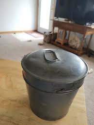 Vintage #10 Cast Iron Camp Dutch Oven 3 Leg Marked Made In USA CO Good Shape | eBay