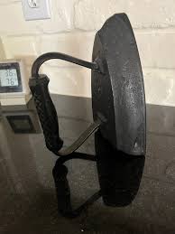 Antique Cast Iron Flat Iron | Chairish