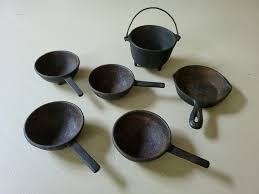 Mini cast iron stove origins and history