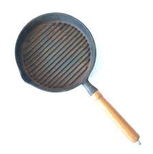 Vintage Cast Iron Grill Fry Pan 8” with Wood Handle RUSTY AS/IS Made in Taiwan 0 | eBay