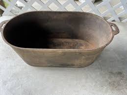 Vintage cast iron oval pot With Legs Kettle, Cauldron Unmarked Griswold? Loth￼ | eBay