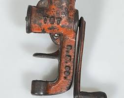Vintage Miniature Cast Iron TOT R.M. Co. Toy Meat Grinder Red Mount Joy RARE H2 - Etsy