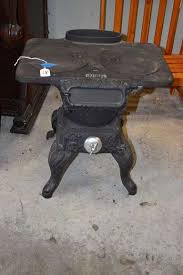 Small Vintage Cast Iron Martin Laundry Stove #8 - Bartkus ...