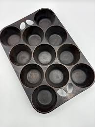 Vintage Cast Iron Muffin Baking Pan Vintage Kitchen Popover ...