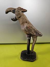 ORIGINAL NOVELTY VINTAGE CAST IRON FIGURAL "PARROT" BOTTLE OPENER | eBay
