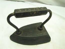 Primitive No. 2 Wapak Sad Flat Iron Cast Iron 4.5" Travel Laundry Kitchen Tool | eBay