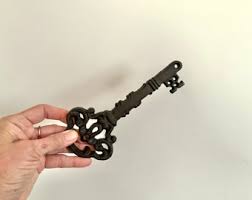 Vintage Large Cast Iron Keys Trivets Set of 2 Wall Decor. Wrought Iron Wall Art. - Etsy