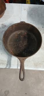 Hi! I'm new to this group. I recently joined because I'm interested in getting a few more cast iron cookwares,like viewing what other people have , and reading any other info about