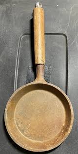 Vintage 6.5” Skillet Metal Long Wood Wooden Handle Made ...
