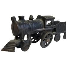 Antique Toy Cast Iron One Piece Steam Engine Coal Car Train. For Sale at Ruby Lane