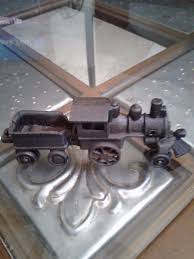 Antique Cast Iron Toy Train Set - Locomotive and Tender JM103 | eBay