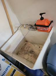 What is the best way to clean a plastic utility sink with ...