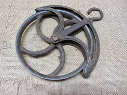 Vintage Cast Iron Well Pulley Antique Old Farm Wheel Barn ...