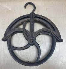 Vtg Cast Iron 9" Well Pulley Primitive Farm Equipment | eBay