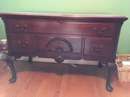 Caswell Runyan Cedar Chest for Sale in Chicago Ridge, IL - OfferUp