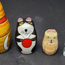 CAT NESTING DOLLS Bits and Pieces Cleo & Friends Hand ...