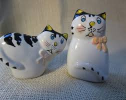 Vintage Black and White Cat Salt and Pepper Shaker Set - Etsy