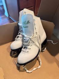Girls ice skates | Mercari