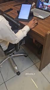 Vintage Lane Cedar Hope Chest | EstateSales.org