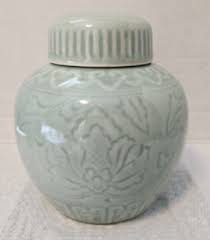 Vintage Chinese Celadon Green Porcelain Ginger Jar Lotus Motifs w/Lid | eBay