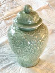 VINTAGE “CELADON GREEN” CHINESE PORCELAIN TEMPLE GINGER JAR ...
