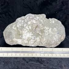 Large Uncut Geode Quartz Crystal Chalcedony Unopened 6-1/3 ...