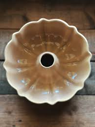 Vintage Ceramic Bundt Pan – feastvintage