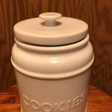 This L.A. Colors Insta Mani 8 Pc Set includes: 5... | Depop