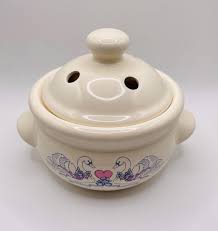 Swan-themed Ceramic Garlic Keeper With Lid - PJ266, Wang's International, Taiwan - Etsy